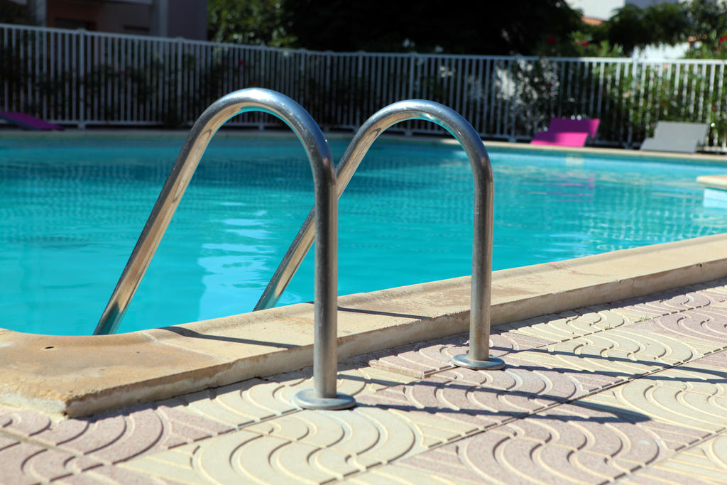 Hotel Les Grenadines Agde Zewnętrze zdjęcie